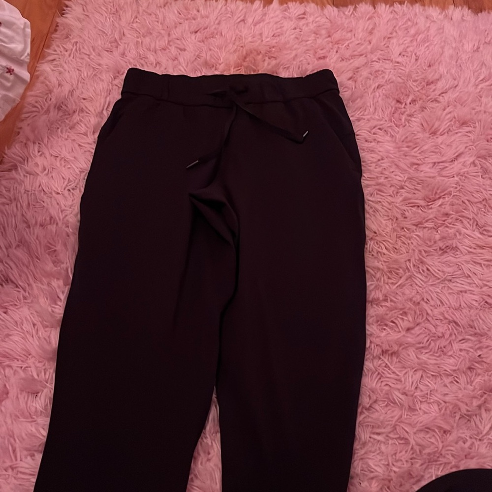 Black Lululemon pants